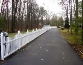 CAPE COD 2 POINTED PICKET