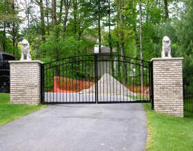 ALUMINUM GATE