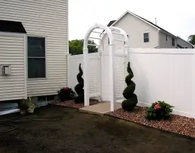 VINYL ARBOR